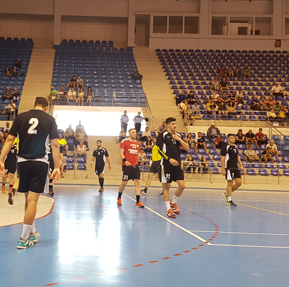 Cristi Pătru a revenit în handbalul reșițean! Handbaliștii reșițeni, o nouă victorie!