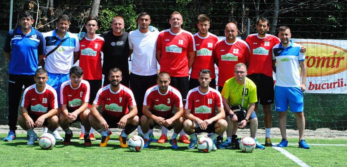 Performanță: Coda Vinci merge la turneul final!